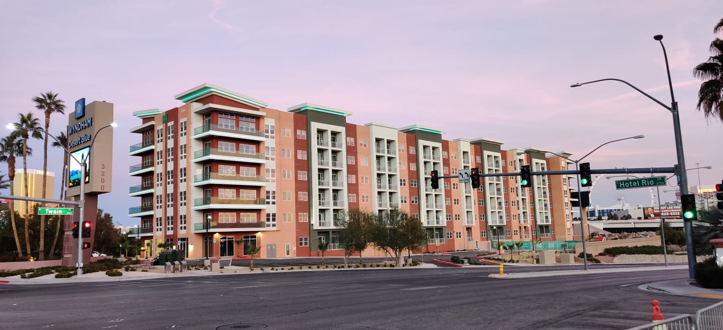 High Rise Apartments Las Vegas Jade Apartments